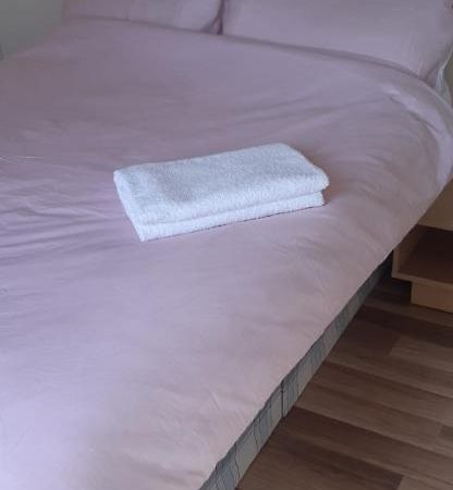 Our Guests Are Royal Apartment Wellingborough Exterior foto